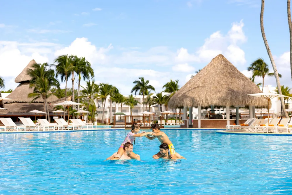 Diversión Sin Límites en la Piscina