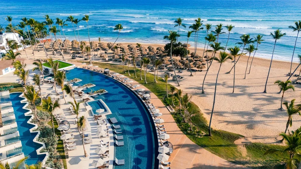Tu santuario de lujo frente al mar caribe